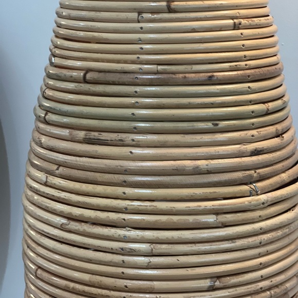 BOGO 50% OFF the second one Natural Indonesian rattan vase 11.8” - Picture 7 of 12
